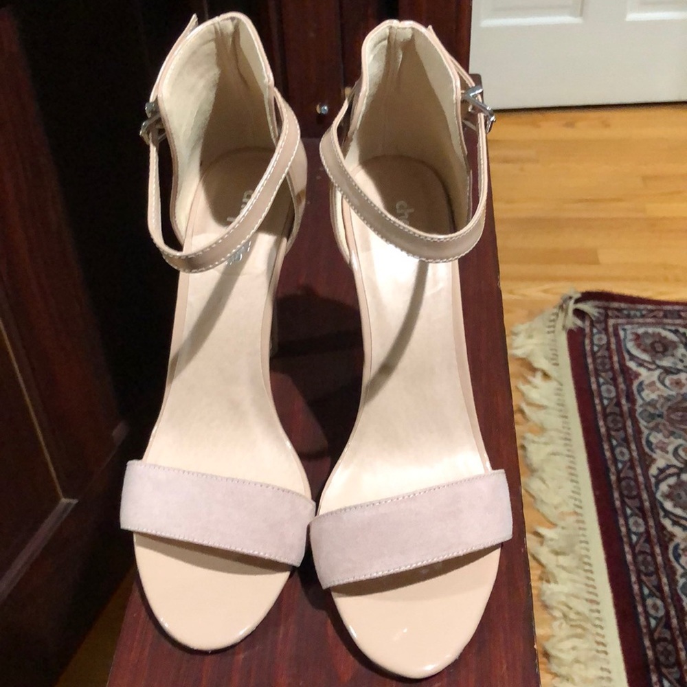 Sexy 4” heels shoes. Slightly used.